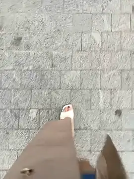 Baby-Linh's cam snapshot