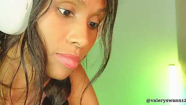 Valery_Swan1's cam snapshot