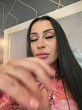 EmyLaveau's cam snapshot