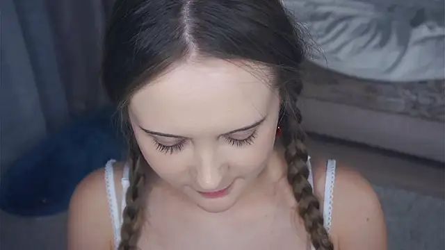 QuennaCoote's cam snapshot