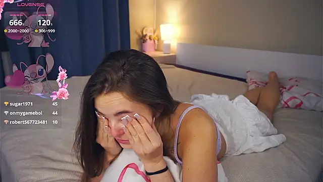 LoraDavi's cam snapshot