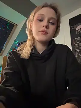 CaitlinSugar's cam snapshot