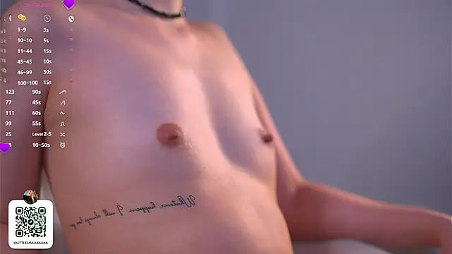 ElizzaBed's cam snapshot