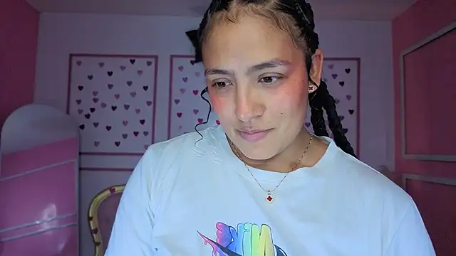 tamara_brown_t's cam snapshot