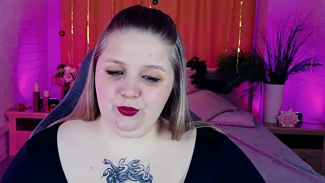 SladaDell's cam snapshot