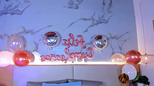 ValSmith_'s cam snapshot