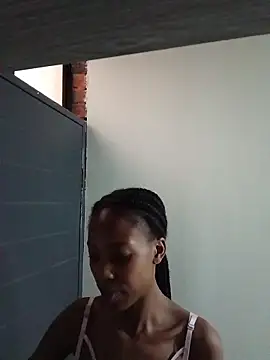 MsParisSmith's cam snapshot