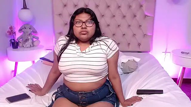 Kiri_Black_'s cam snapshot