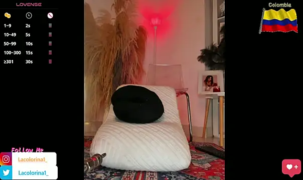 LaColorina_ live sex cam