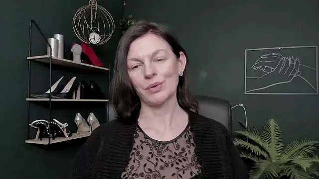 VivianWILD's cam snapshot