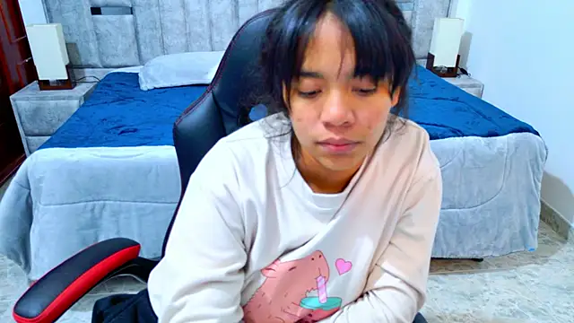 laureentt_'s cam snapshot