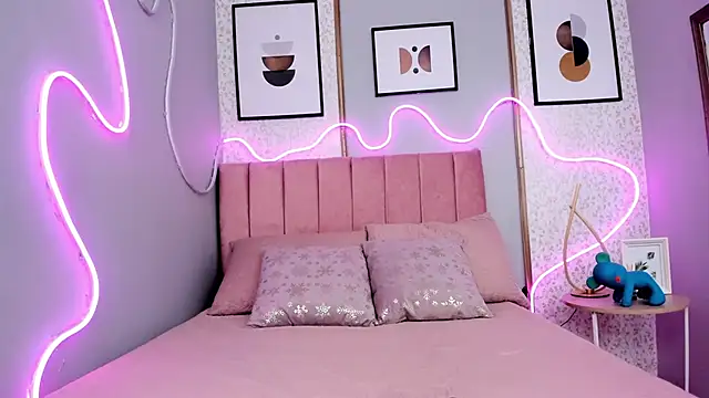 SAMMYLEWISMD's cam snapshot