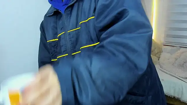 Emily_Lindey's cam snapshot