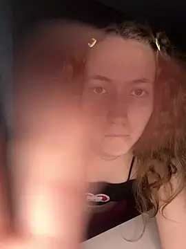 Holy_Poly's cam snapshot