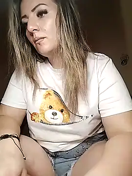 Sweetredvelvet's cam snapshot