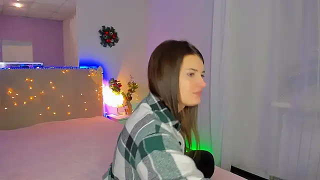 Laura_Leee's cam snapshot