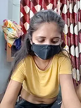 Ruhi_07's cam snapshot