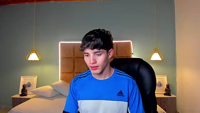 AlejooTwink live sex cam