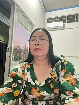 Alinat_'s cam snapshot