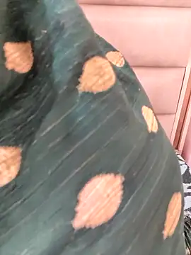 Indian-Aleena's cam snapshot