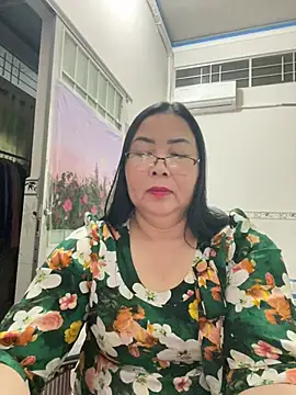 Alinat_'s cam snapshot