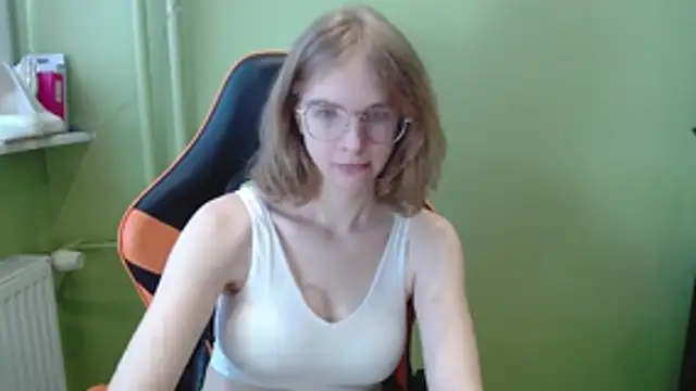 juicyPenny's cam snapshot