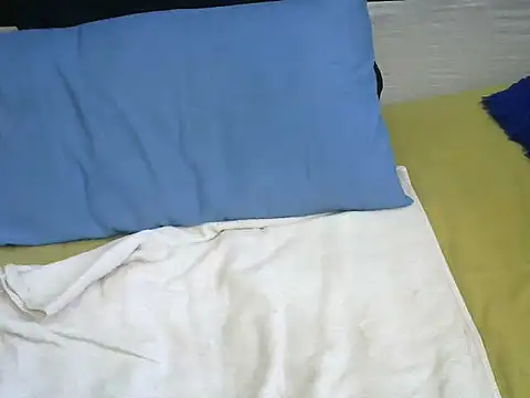 sweetcoco240's cam snapshot