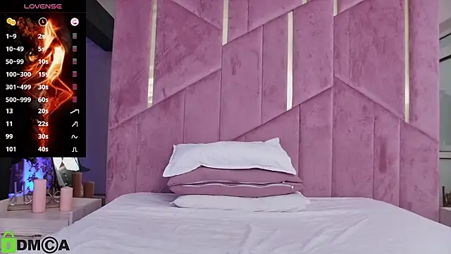 SelenaDaze's cam snapshot