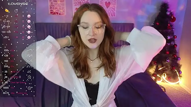 Ginger_Kristin's cam snapshot