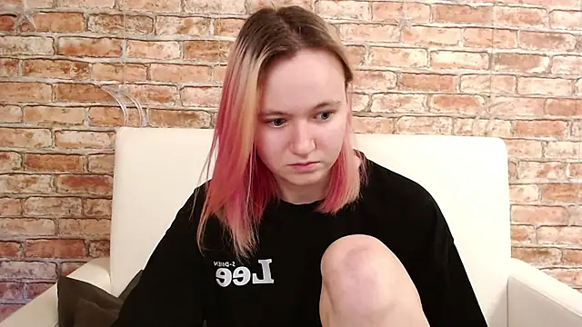 Ericha_Stone's cam snapshot