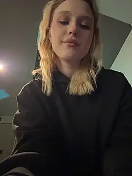 CaitlinSugar's cam snapshot