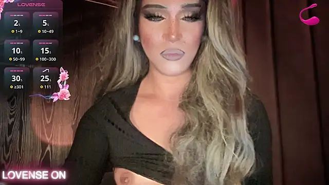 Lo_la_69 live sex cam