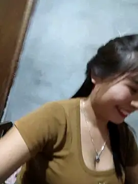 Squirrel-Pear's cam snapshot