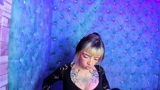 Samantha_Smiith's cam snapshot