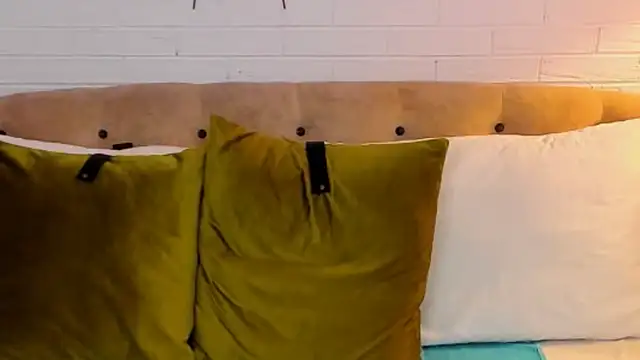 SarahGrays's cam snapshot