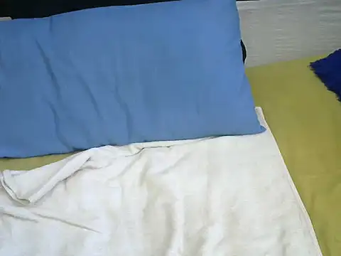 sweetcoco240's cam snapshot