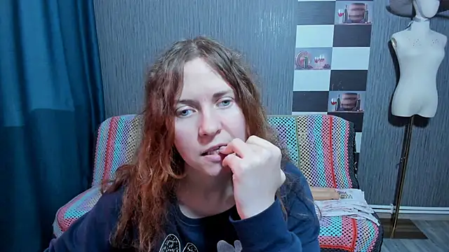 pa1e_pr1ncess's cam snapshot