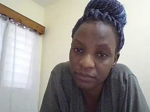 SimplyHer's cam snapshot