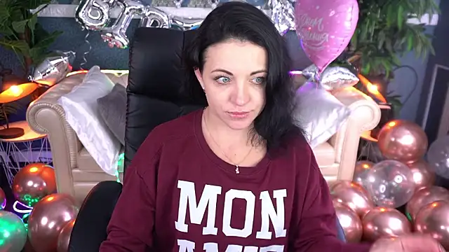 Dafni_Monn's cam snapshot