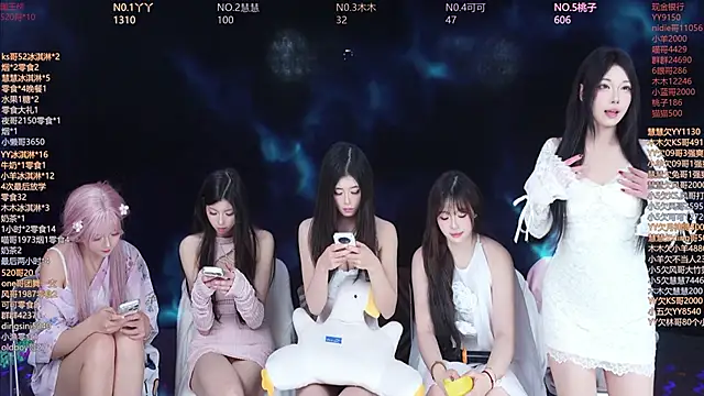 EYgirl222's cam snapshot