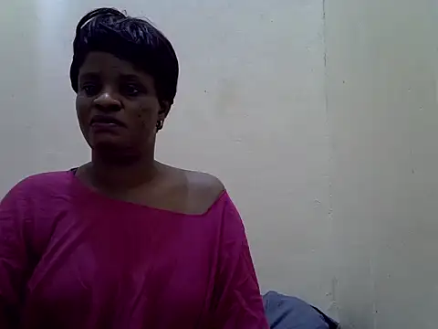 creamyhairy_puss's cam snapshot