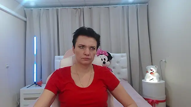 AvaSaturnian's cam snapshot