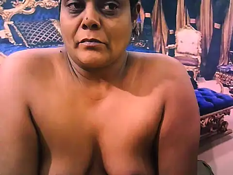 indianCherryPie's cam snapshot