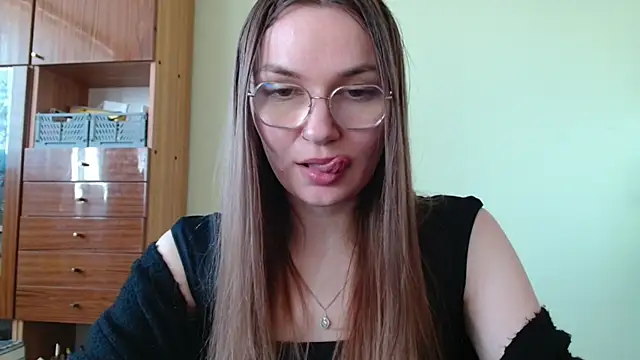 LooveELLYx's cam snapshot