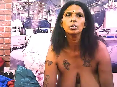 IndianVanya4u2u's cam snapshot