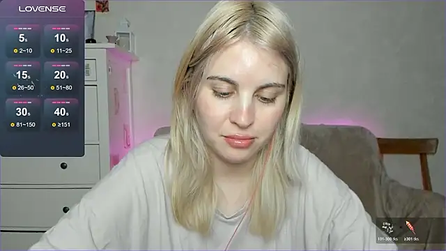 pawpaws's cam snapshot