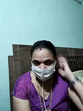 bhavyasri_55's cam snapshot