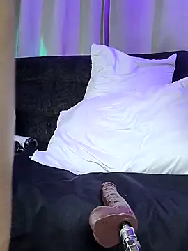 BonnieRitz's cam snapshot