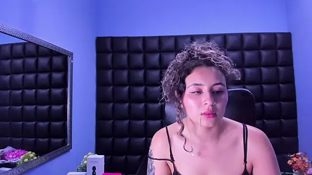 celeste_blue69's cam snapshot