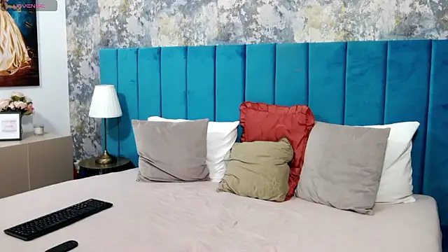 LisaCroft's cam snapshot